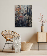 Gathering Storm – print van abstract schilderij in zwart, bruin en okertinten in speels interieur.