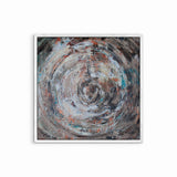 Eye of the Storm – abstract schilderij met krachtige beweging en een witte lijst.