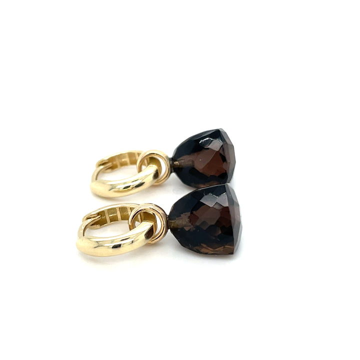 Gouden oorsieraden met rookkwarts